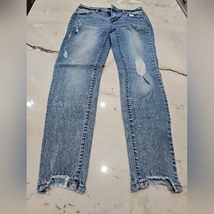 Celebrity Pink, Mid Rise, ankle, skinny jeans, size 9/29